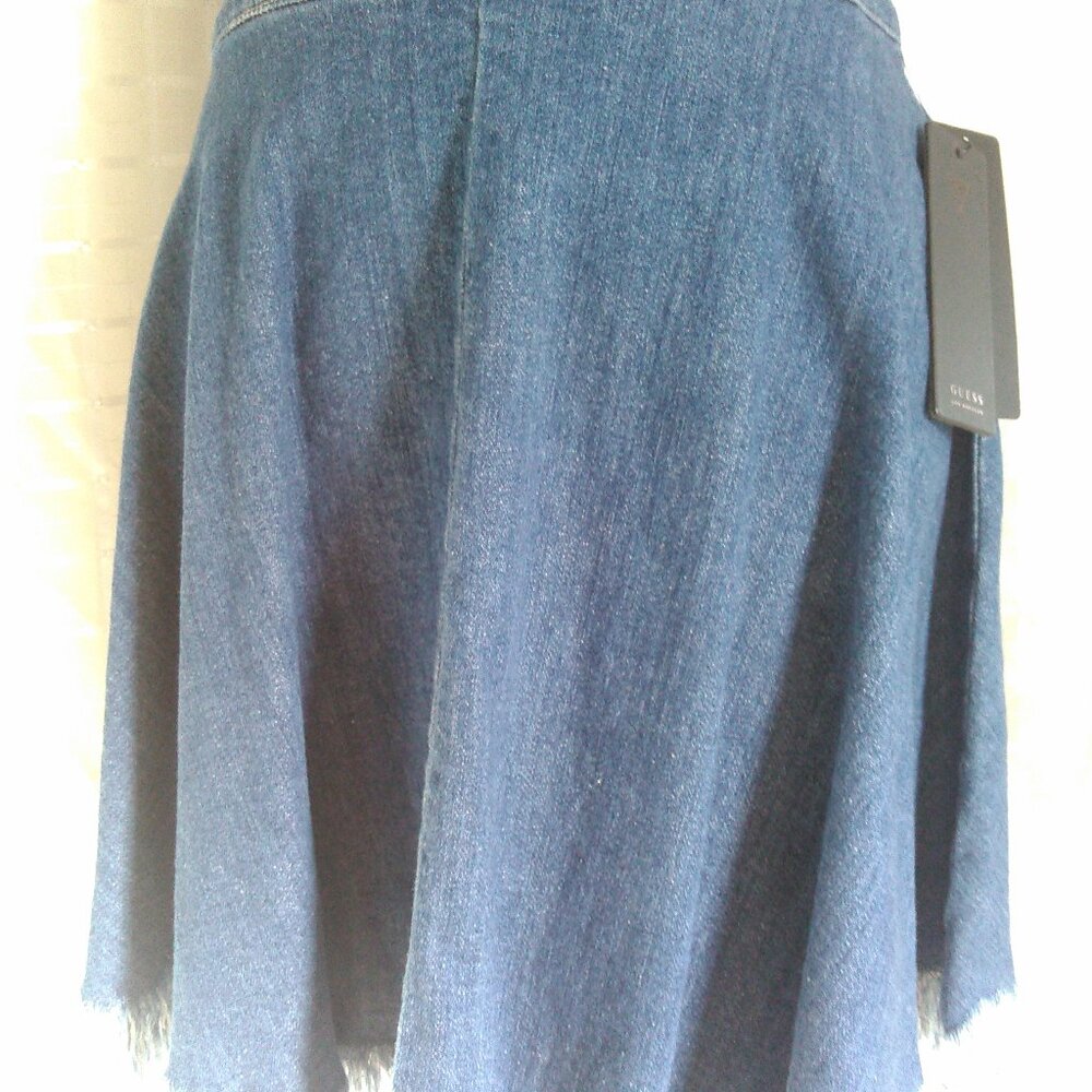 SKIRT, SKATER SKIRT BY GUESS LOS ANGELES.